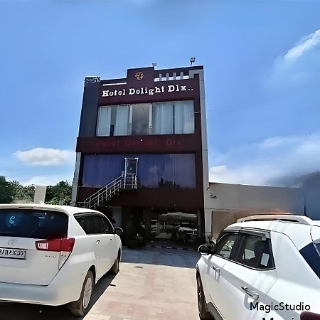 Hotel Delight Deluxe Pipra Dewas ภายนอก รูปภาพ