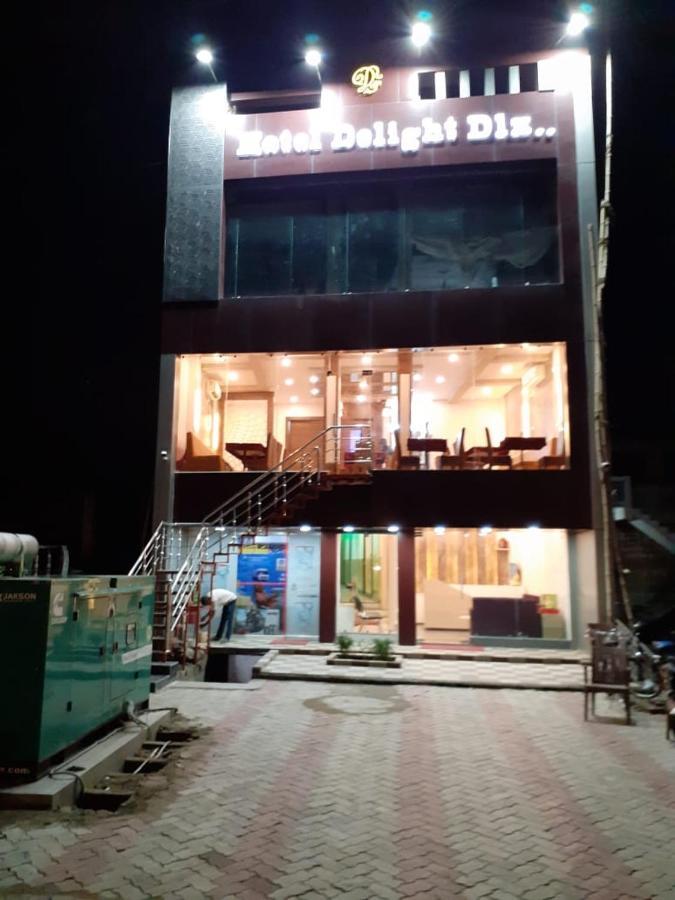 Hotel Delight Deluxe Pipra Dewas ภายนอก รูปภาพ